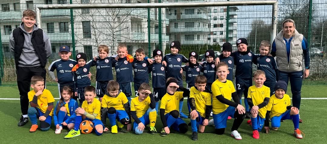  Rocznik 2018 w sparingu z AP Champions