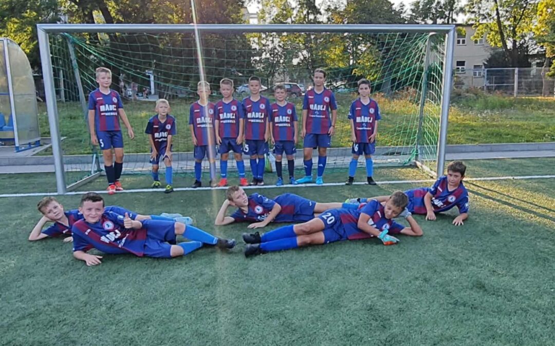 Piotrcovia zagrała ze Świtem